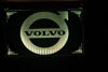 Volvo Logo - LKW Rückwandschild Das Volvo Logo, individuell, elegant und hoch dekorativ, im Plexiglass verewigt. Mit einem einzigartigem Beleuchtungseffekt, dank unserer speziellen Gravurtechnik. In Ihrem Auftrag gefertigt mit allem was dazu gehört, samt Beleuchtung und Stromversorgung...