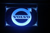 Volvo Logo - LKW Rückwandschild Das Volvo Logo, individuell, elegant und hoch dekorativ, im Plexiglass verewigt. Mit einem einzigartigem Beleuchtungseffekt, dank unserer speziellen Gravurtechnik. In Ihrem Auftrag gefertigt mit allem was dazu gehört, samt Beleuchtung und Stromversorgung...